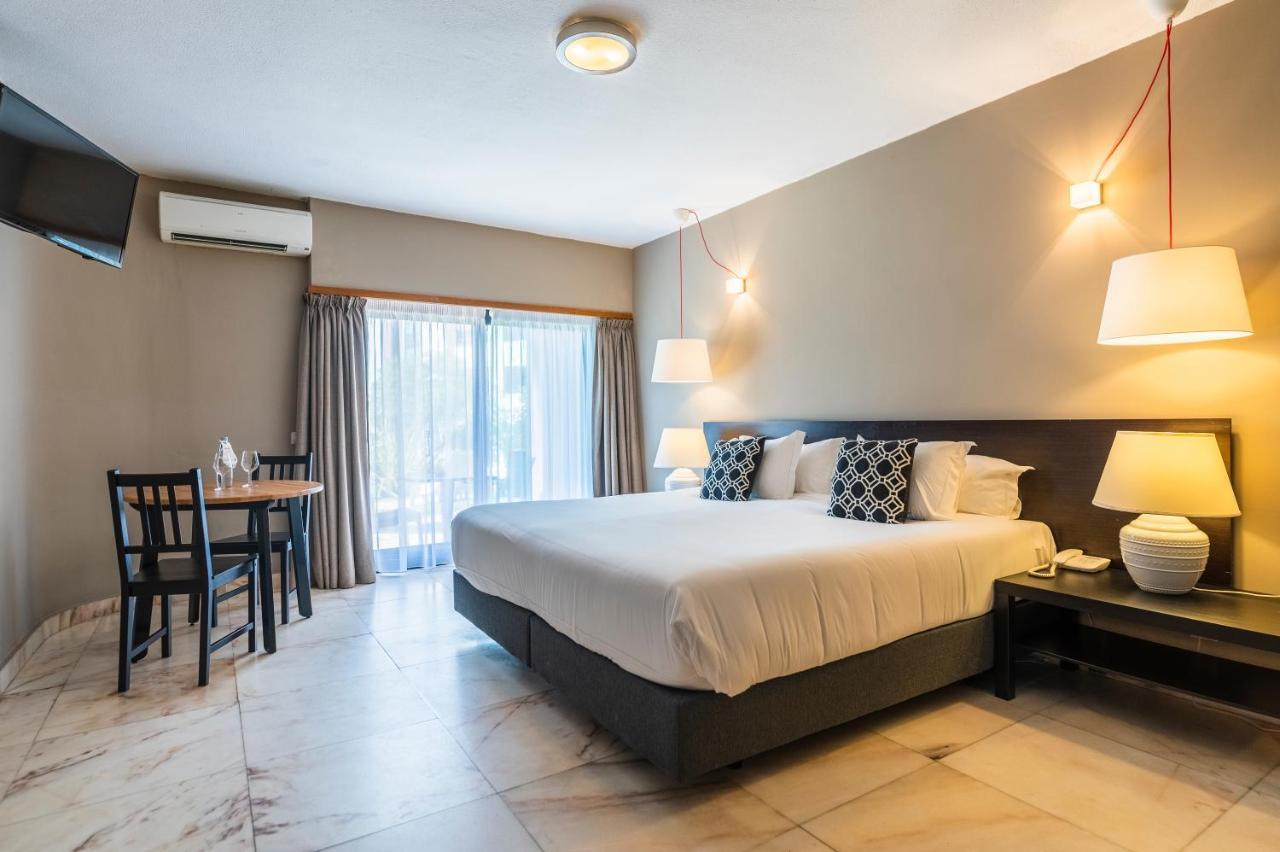 Topazio Vibe Beach Hotel & Apartments - Adults Friendly Albufeira Room photo